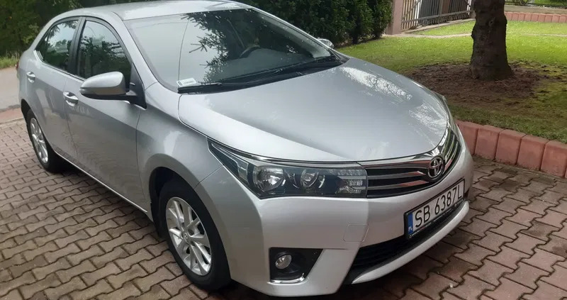 toyota śląskie Toyota Corolla cena 43000 przebieg: 98500, rok produkcji 2013 z Biała